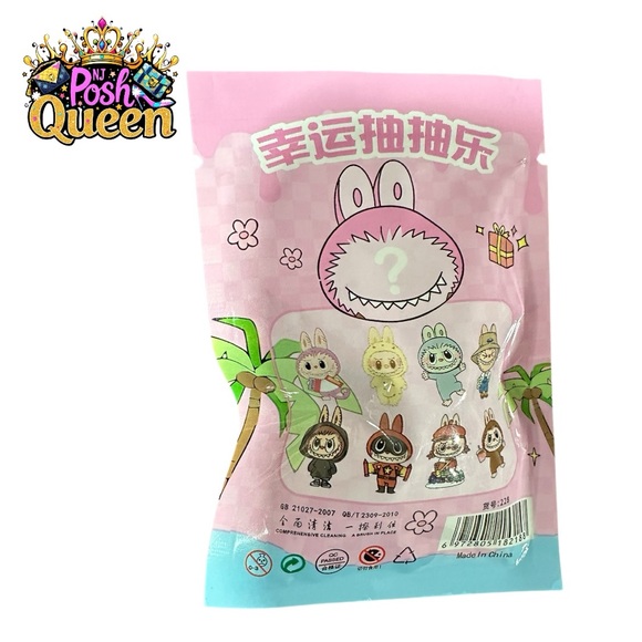 The Monsters - LABUBU Mystery Eraser Pack - Picture 6 of 6